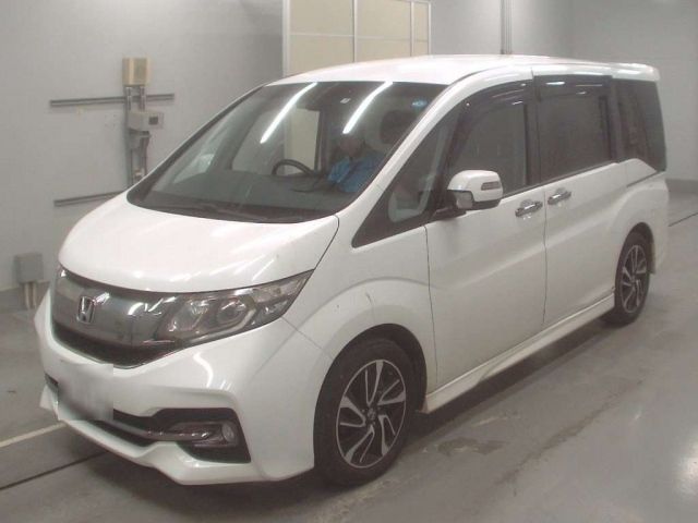 30518 Honda Step wagon RP3 2015 г. (CAA Tokyo)